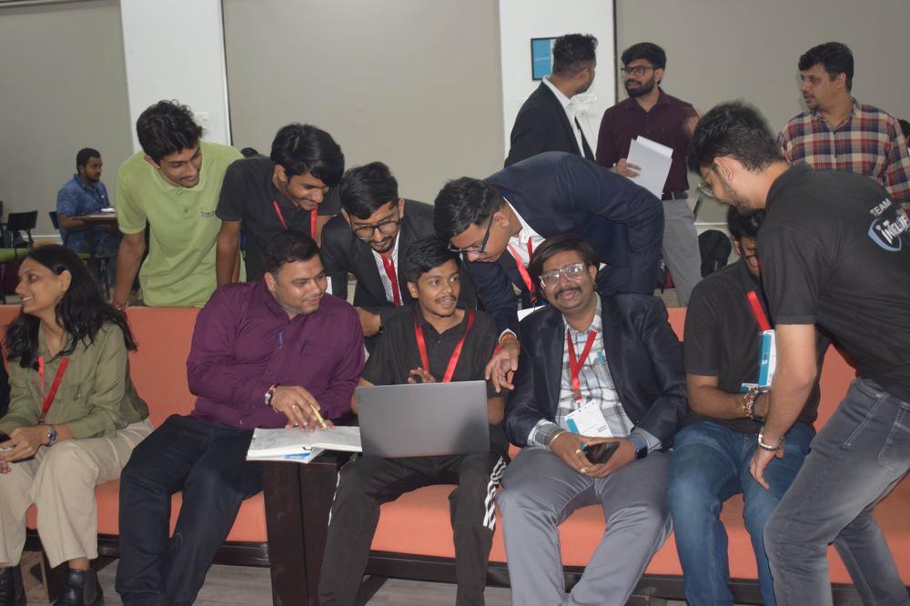 Explaining projects and architectures to evaluators